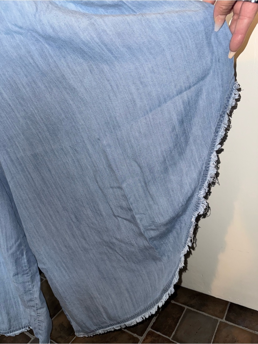 Lane Bryant Chambray Wide Leg Jumpsuit Distressed Fringed Hem Plus 22/24W - Picture 6 of 9
